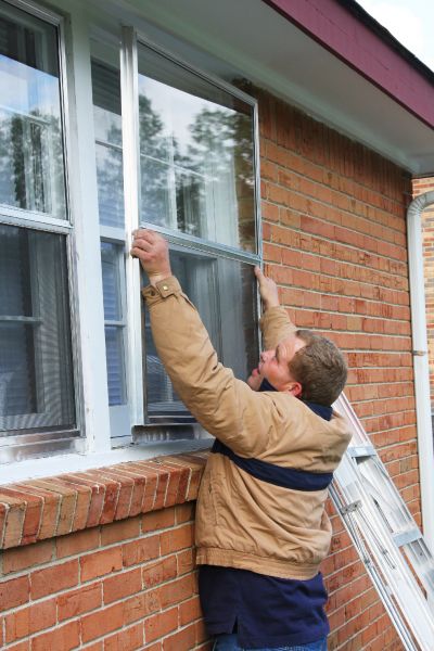 Cost of Storm Windows Replacement in Miami